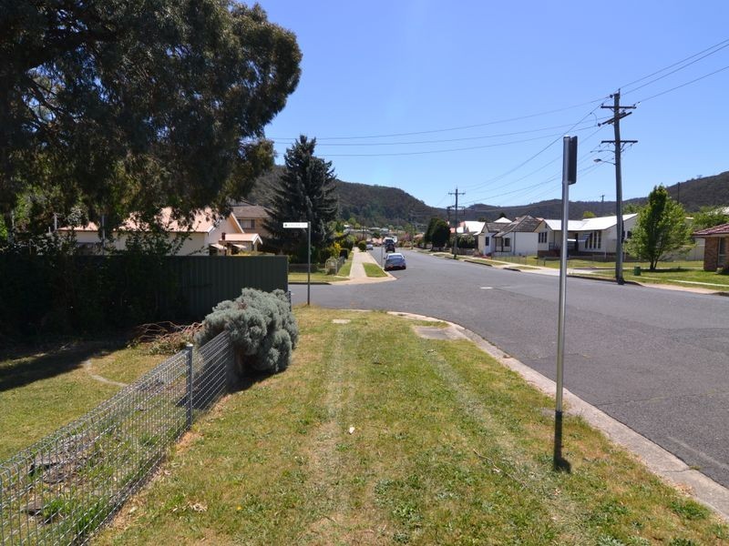 4 Sandford Avenue, Lithgow NSW 2790