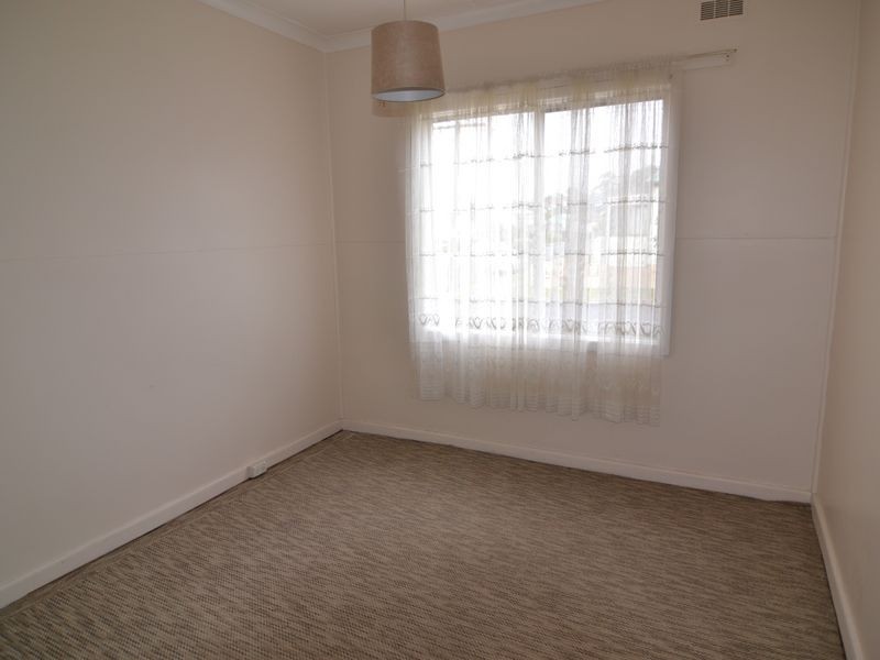 31 Chifley Road, Lithgow NSW 2790