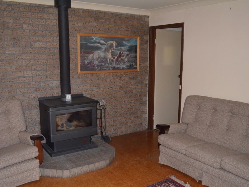 296 Thompsons Creek Road, Pipers Flat NSW 2847