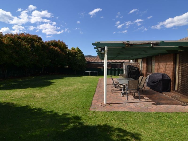 34 Enfield Ave, Lithgow NSW 2790