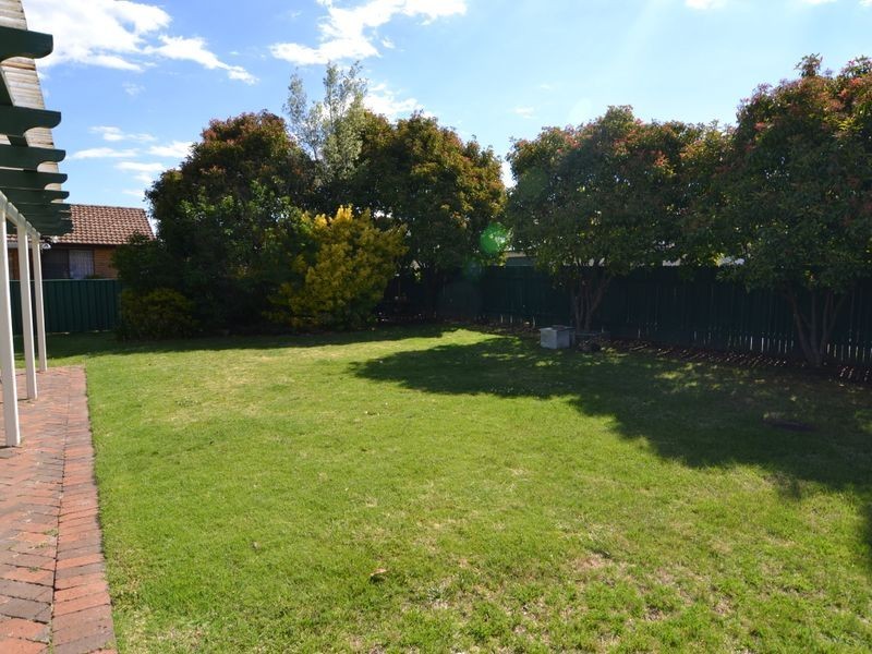 34 Enfield Ave, Lithgow NSW 2790