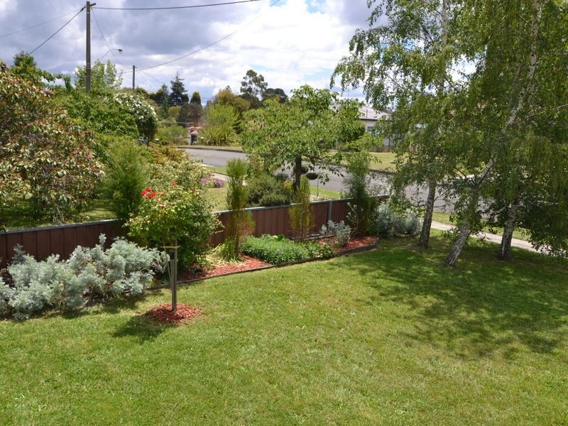 10 Tobruk Street, Lithgow NSW 2790