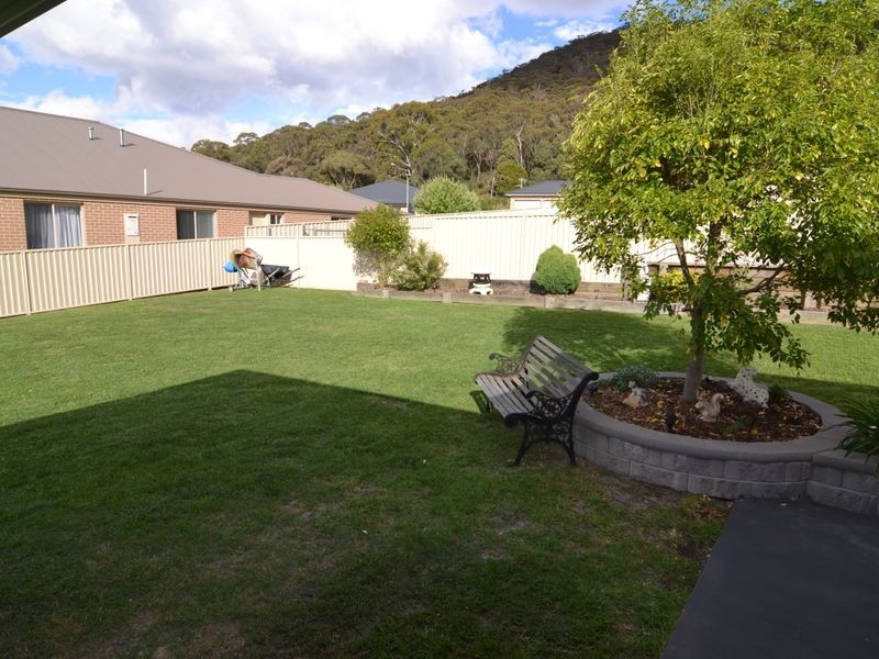 13 Munjowee Circle, Lithgow NSW 2790