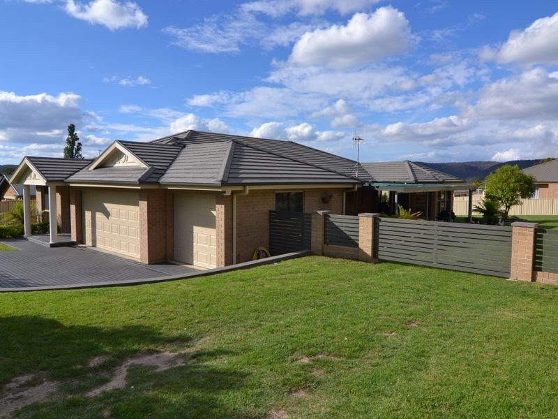 13 Munjowee Circle, Lithgow NSW 2790