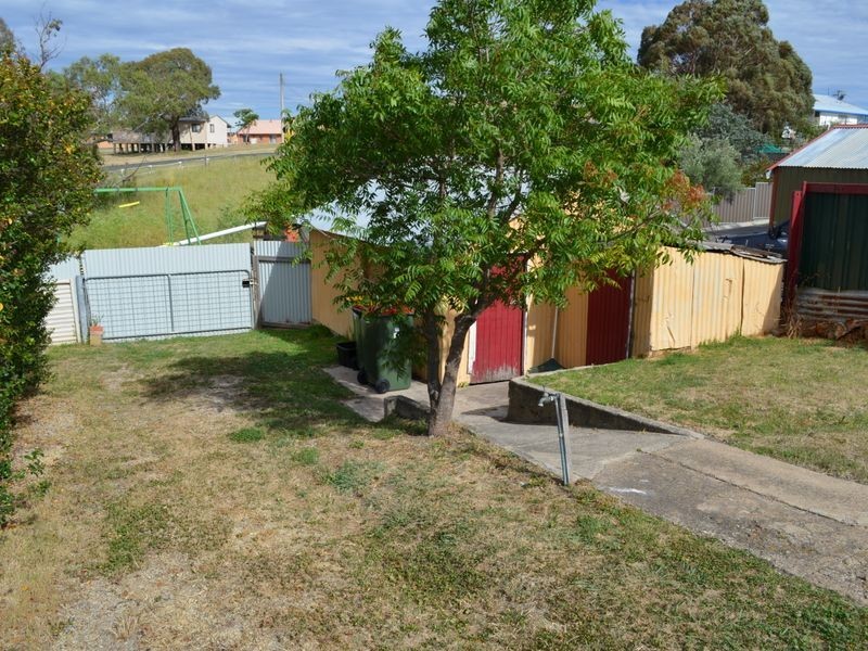 42 Lime Street, Portland NSW 2847