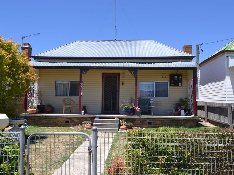 42 Lime Street, Portland NSW 2847