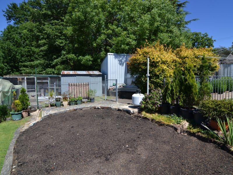 24 Cooerwull Road, Lithgow NSW 2790