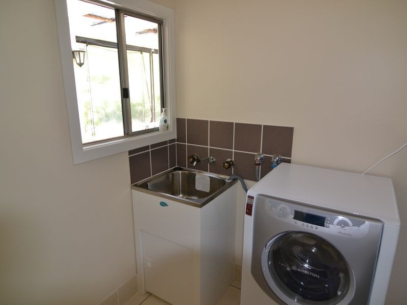 24 Cooerwull Road, Lithgow NSW 2790