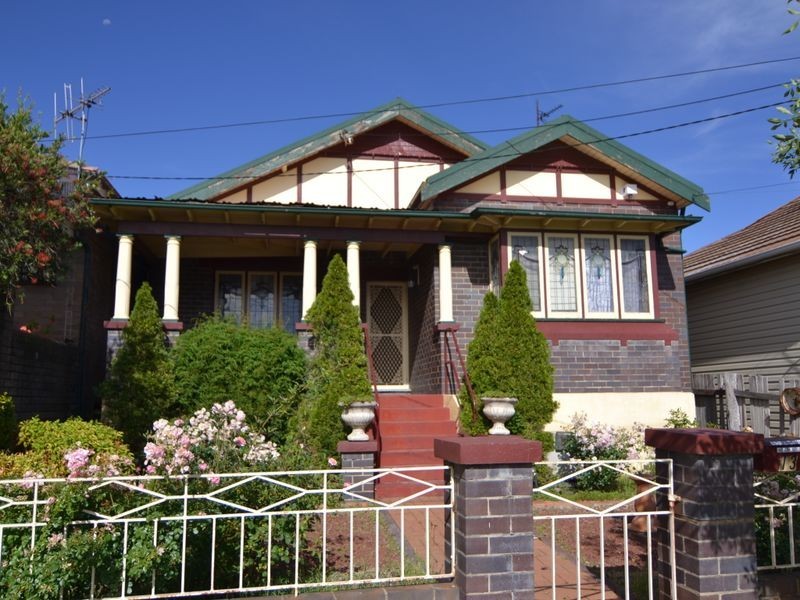 13 Padley Street, Lithgow NSW 2790