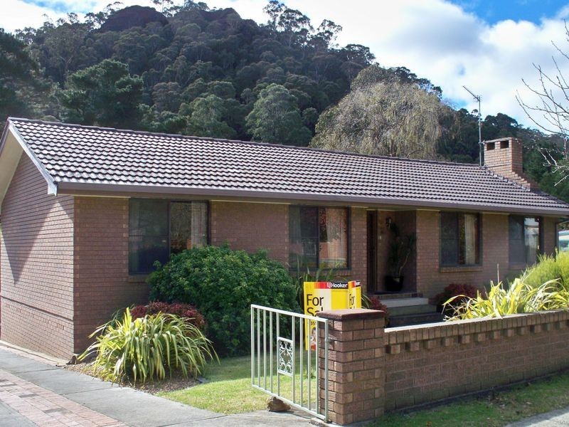32 Bells Road, Lithgow NSW 2790