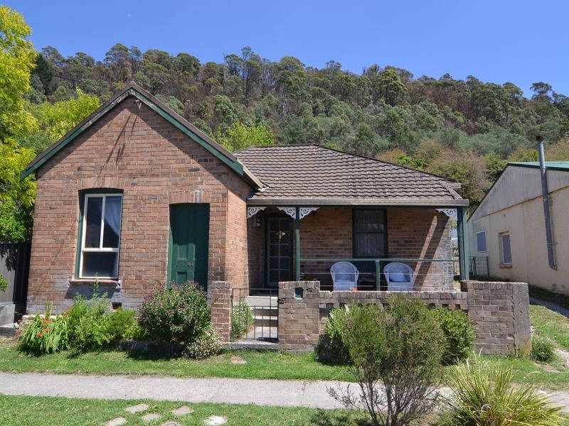 44 Macauley Street, Lithgow NSW 2790