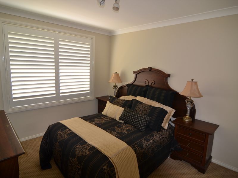 11 Robinia Drive, South Bowenfels NSW 2790