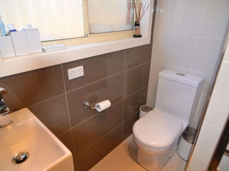 11 Robinia Drive, South Bowenfels NSW 2790