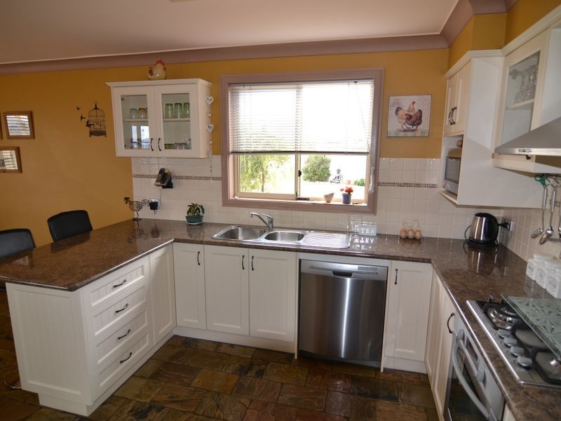 12 Forest Ridge Drive, Wallerawang NSW 2845