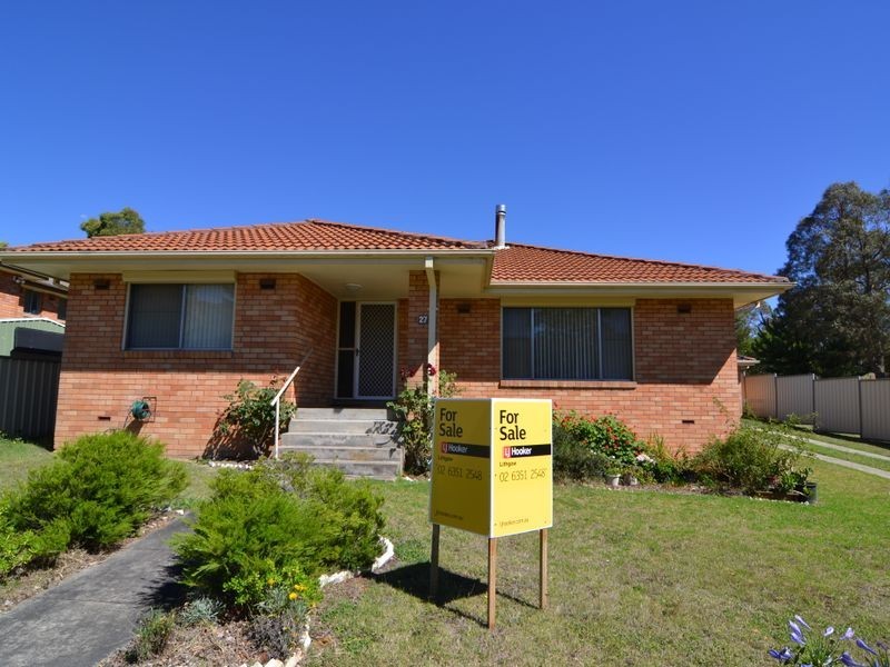 27 Amiens Street, Lithgow NSW 2790