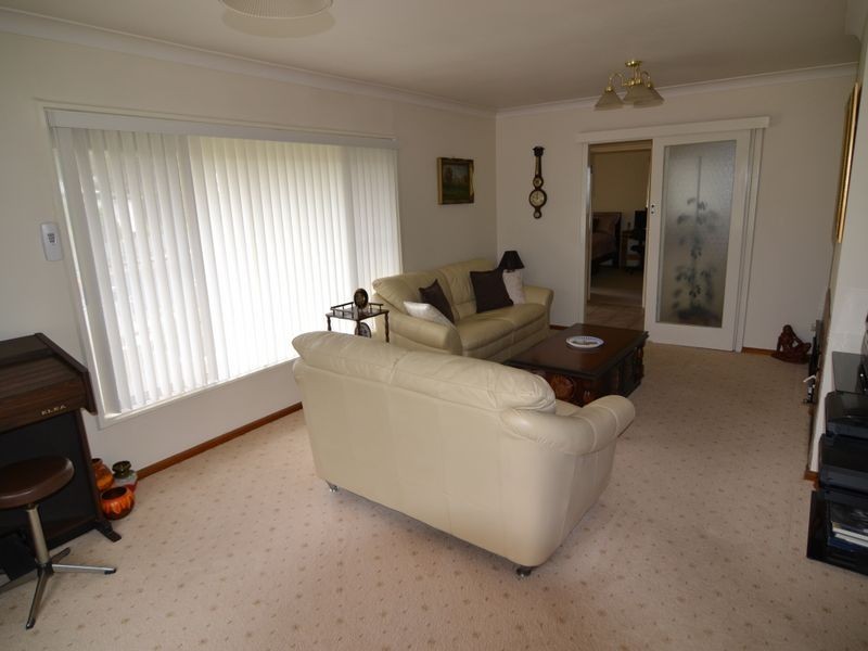 27 Amiens Street, Lithgow NSW 2790