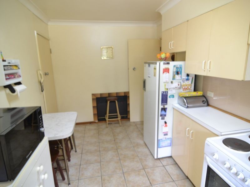 27 Amiens Street, Lithgow NSW 2790