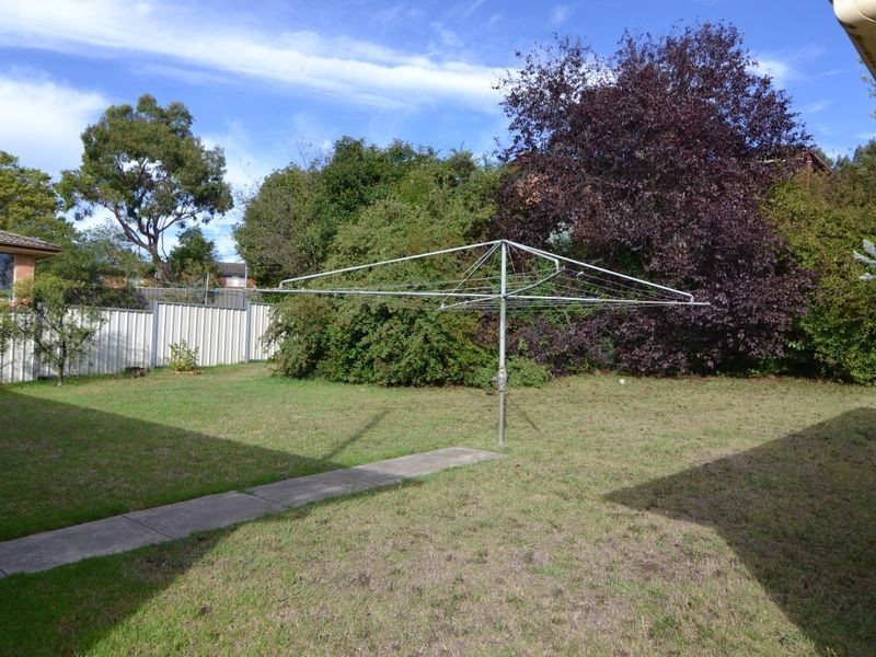 27 Amiens Street, Lithgow NSW 2790