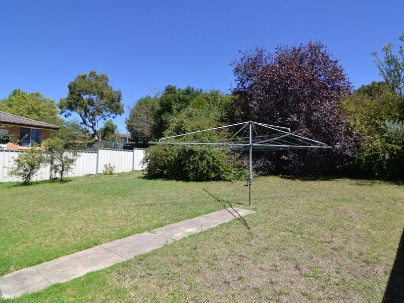 27 Amiens Street, Lithgow NSW 2790