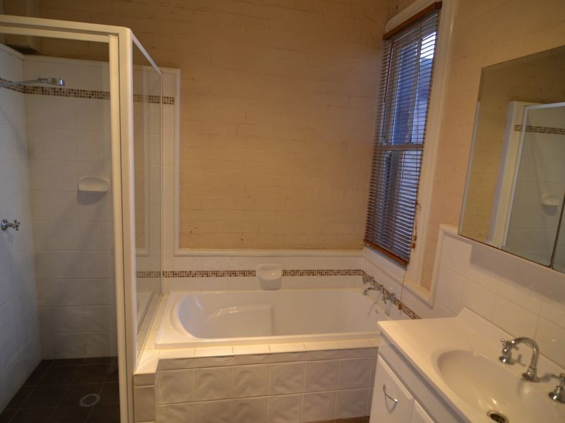 17 Hayley Street, Lithgow NSW 2790