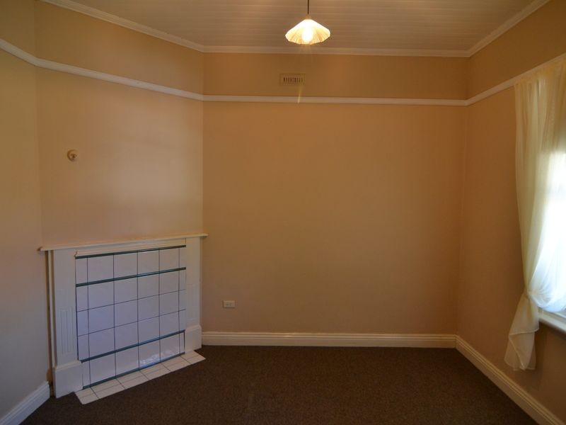 17 Hayley Street, Lithgow NSW 2790