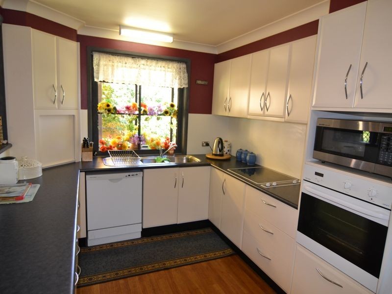 8 Tarrone Place, Wallerawang NSW 2845