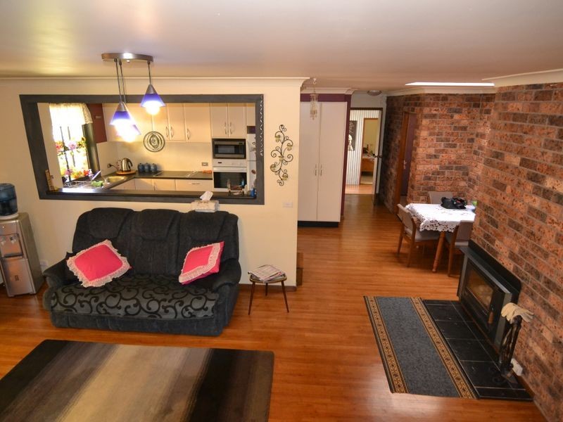 8 Tarrone Place, Wallerawang NSW 2845
