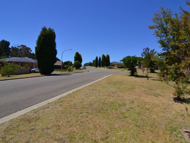 8 Tarrone Place, Wallerawang NSW 2845