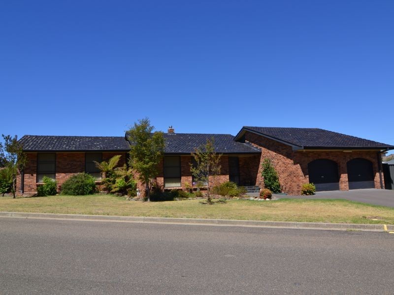 8 Tarrone Place, Wallerawang NSW 2845