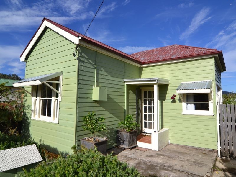 38 Calero Street, Lithgow NSW 2790