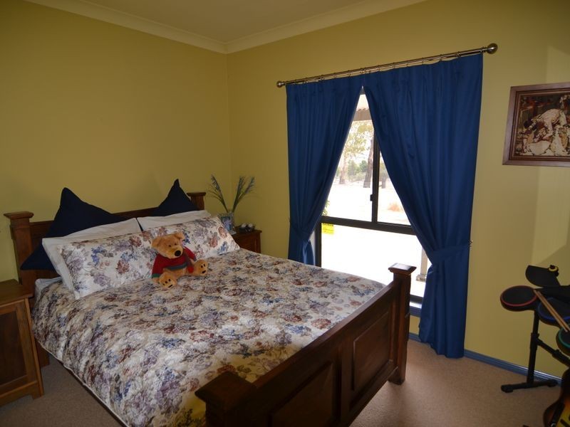 139a Gemalong Close, Marrangaroo NSW 2790
