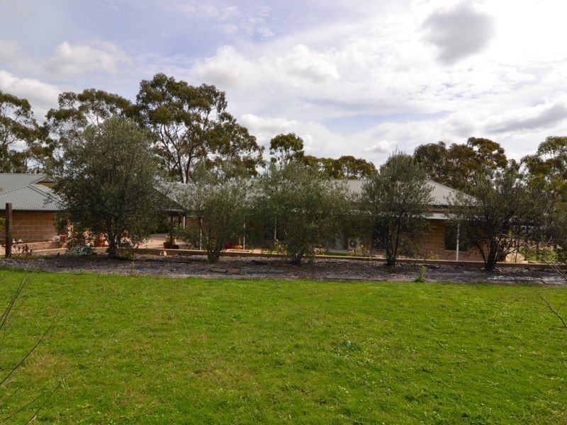 139a Gemalong Close, Marrangaroo NSW 2790