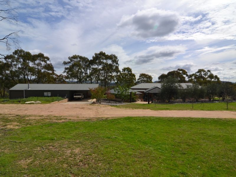 139a Gemalong Close, Marrangaroo NSW 2790