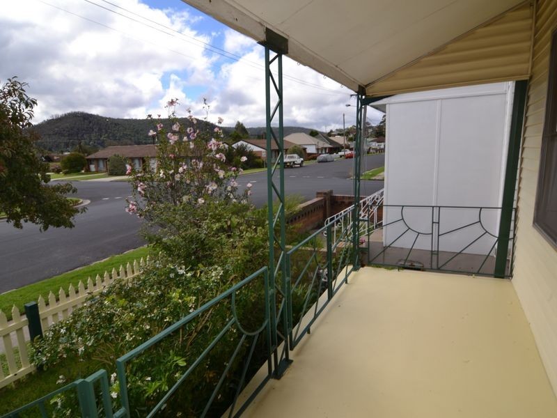 29 Chifley Road, Lithgow NSW 2790