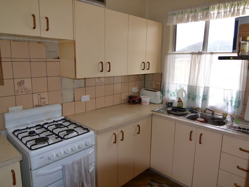 14 Outer Crescent, Lithgow NSW 2790