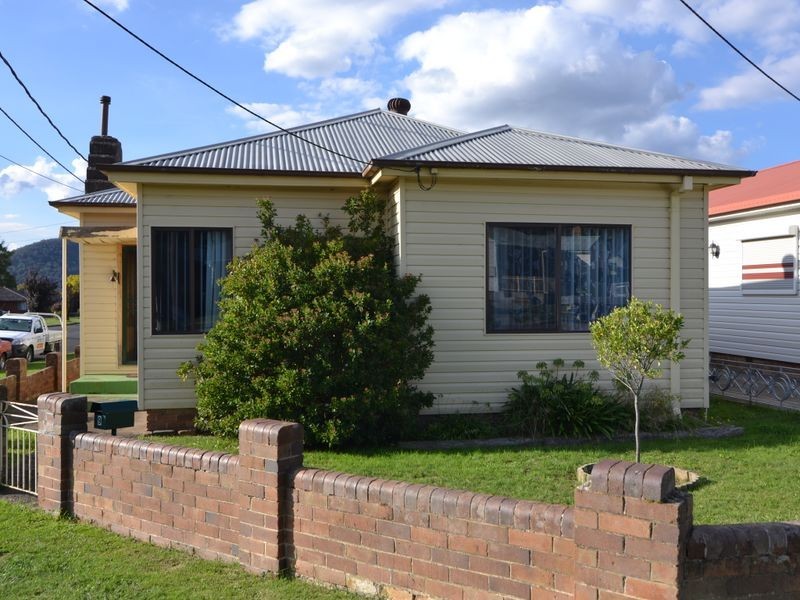 9 Bayonet Street, Lithgow NSW 2790