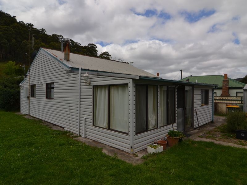 10 Crane Road, Lithgow NSW 2790