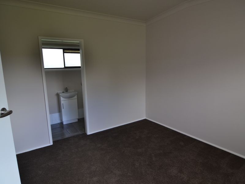 8 Wattle Grove, Lithgow NSW 2790