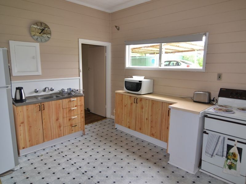 2 Piper Street, Portland NSW 2847