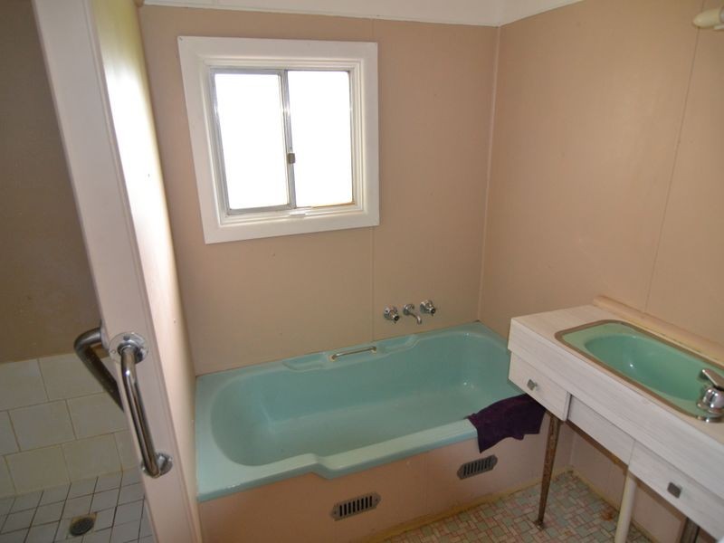 2 Piper Street, Portland NSW 2847