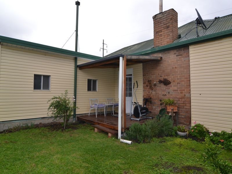2 Piper Street, Portland NSW 2847