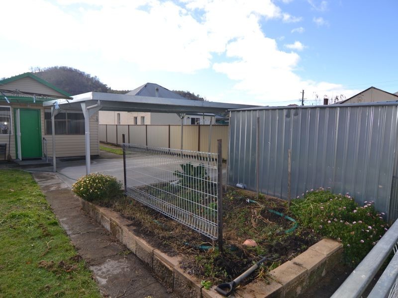 4 Burton Street, Lithgow NSW 2790