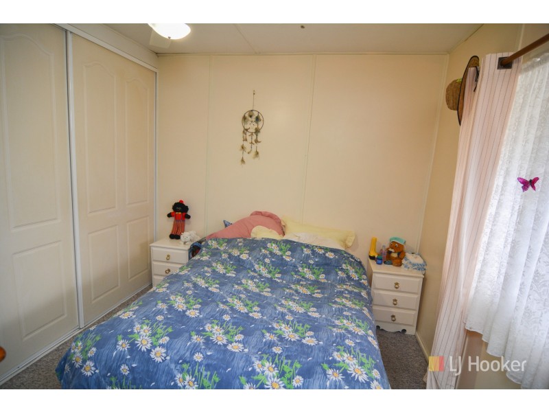 25 Read Avenue, Lithgow NSW 2790