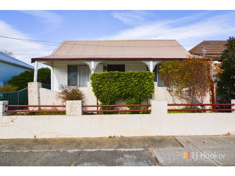 25 Read Avenue, Lithgow NSW 2790