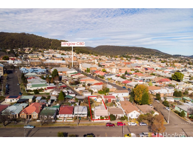 25 Read Avenue, Lithgow NSW 2790