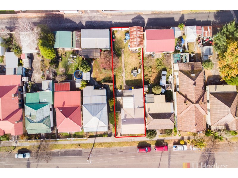 25 Read Avenue, Lithgow NSW 2790