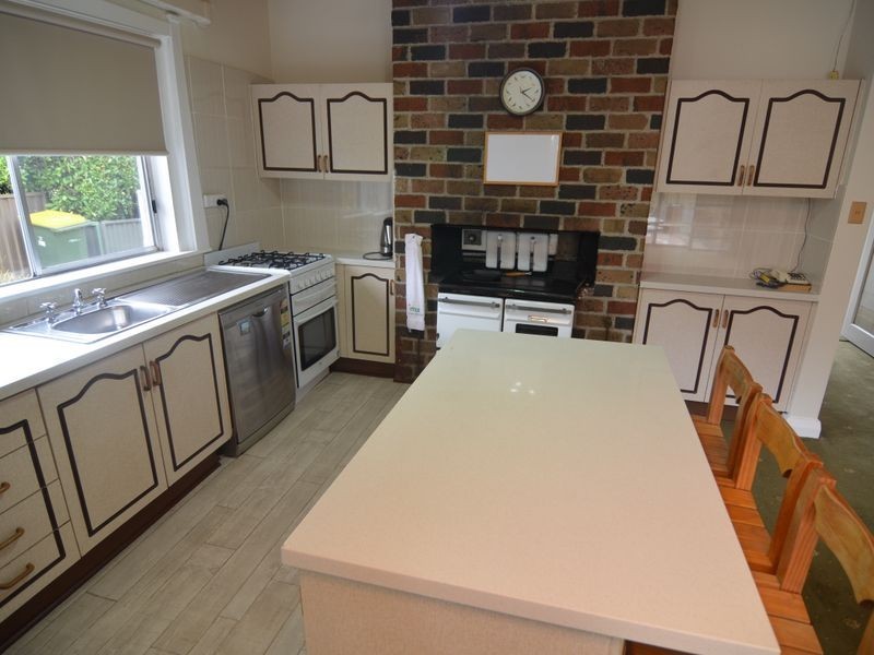 16 Maddox Lane, Lidsdale NSW 2790