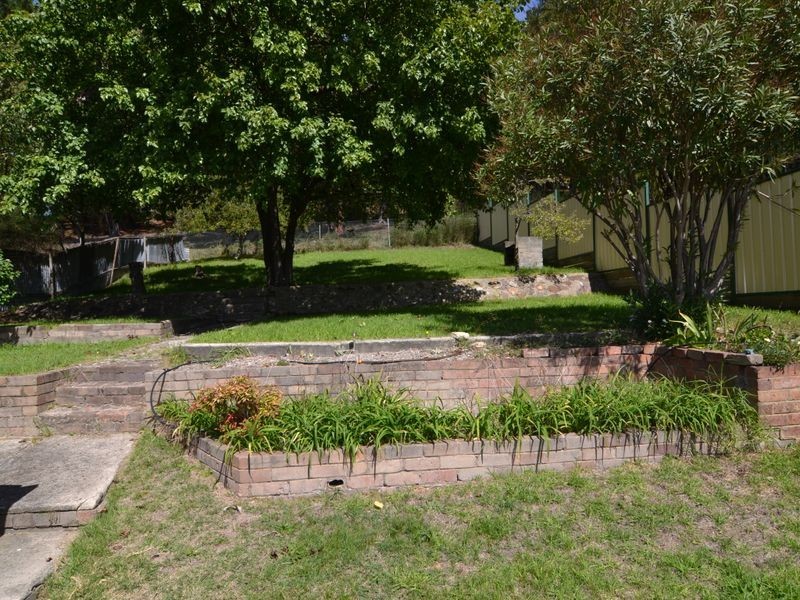 11 Fourth Street, Lithgow NSW 2790