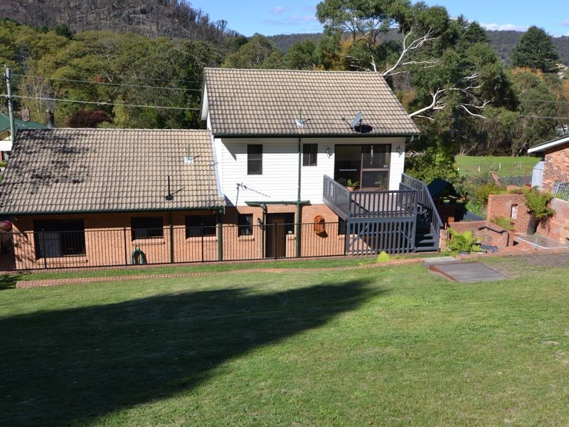 106 Macauley Street, Lithgow NSW 2790