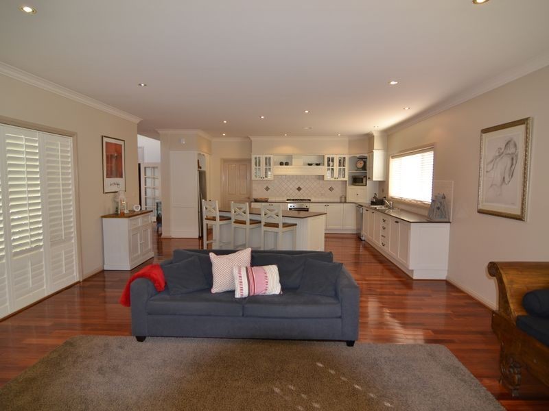 3 Stockade Close, Lithgow NSW 2790